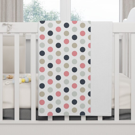 Pink baby blanket with white polka dots outlet