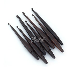 Handmade Ebony Crochet Hooks Set For Comfortable Crafting - Wooden Crochet Hooks - Knitting Needles - Set of 7 Hooks - Crochet Pattern