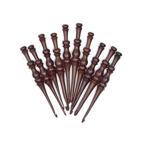 Wooden Crochet Hooks - Rosewood Crochet Hooks Set - Handcrafted Wooden Crochet Needles - Knitting Hooks Set of 10 Hook Sizes