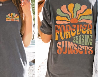 Chemise Forever Chasing Sunsets, chemise Sunsets Summer Comfort Colors®, chemise plage été, cadeau plage vacances en famille, chemise vacances été