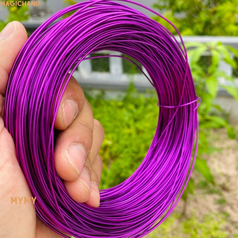 100 grammes de fil d'aluminium coloré. Fil d'aluminium fait main de 1 mm de diamètre. Fil métallique coloré pour projet de bricolage. Fil en aluminium anodisé purple