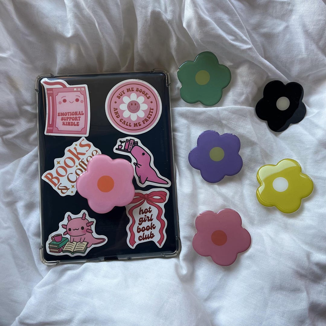 Dual Colour Flower Pop Socket, Adhesive Pop Holder, Viral Pop Socket ...