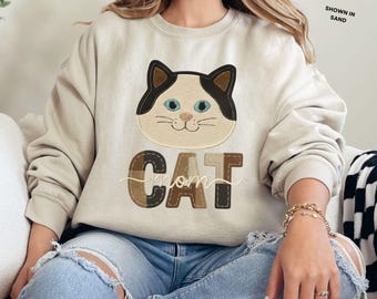 Cat Mom Cute Trendy Faux Patchwork Graphic Sweatshirt, Cat Mom Faux Patchwork Trendy Sweatshirt, Cat Mom Gift for Her.