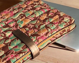 Laptop sleeve and tablet case, floral batik fabric, 10 to 16 inch, Macbook, Ipad, PC, Surface