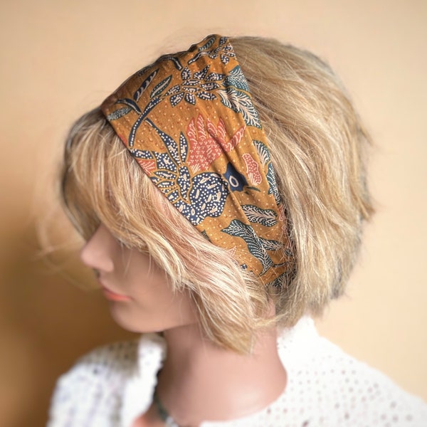 Bandeau cheveux bohème, tissu balinais fleuri ocre, batik indonésien, serre tete tissu