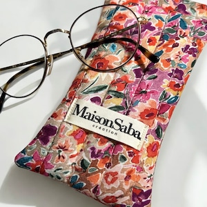 Etui à lunettes tissu liberty, pochette matelassée fleurie, cadeau fait main