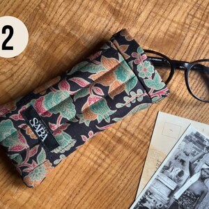 Estuche para gafas, tejido polar floral, batik balinés imagen 4