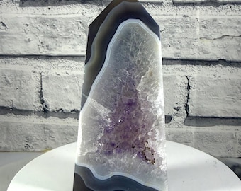 Banded Agate Tower with Amethyst: Polished Agate point Towers