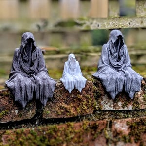Sitting Ghost Bookshelf Decor 3D Printed Death Figure Gift Bookish Merch Acotar