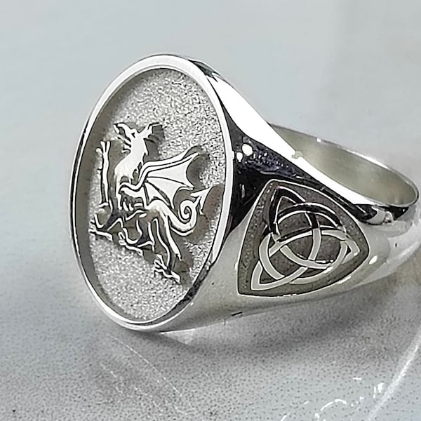 Dragon Ring,Family Crest Ring,Silver Dragon Ring,dragon gold ring,Vintage Men Dragon Jewelry,Personalized Ring,Wales Ring,Christmas Ring