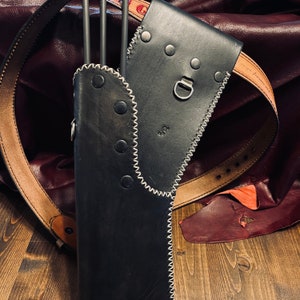Archery Quiver, Arrow holder, quiver, traditional archery, bow accessories, archery accessories, tournament quiver, custom quiver