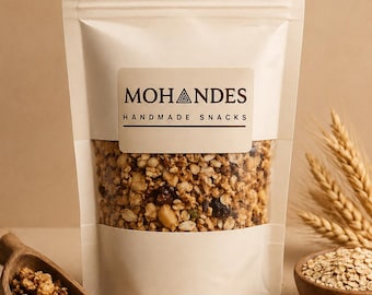 Date sweetened granola with dark chocolate pieces
