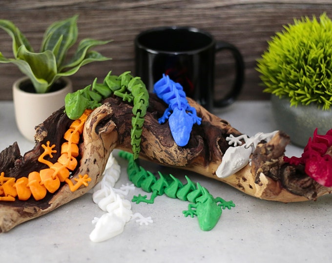 Articulated Spiked Lizard Flexi | 3D Printed Fidget Toy | 20 Colors | Gift for Son Daughter Child Father Mother Student