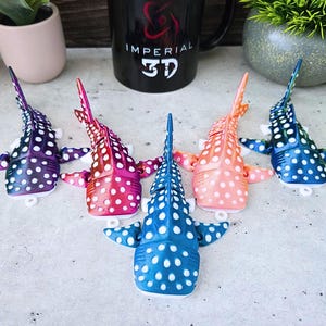 Color Changing 3D Printed Whale Shark Keychain: Articulated Flexi Fidget