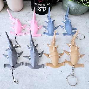 Articulated Hammerhead Shark Keychain | 3D Printed Fidget Shark | Hammerhead Backpack Purse Keyring Accessory | Shark and Ocean Lover Gift