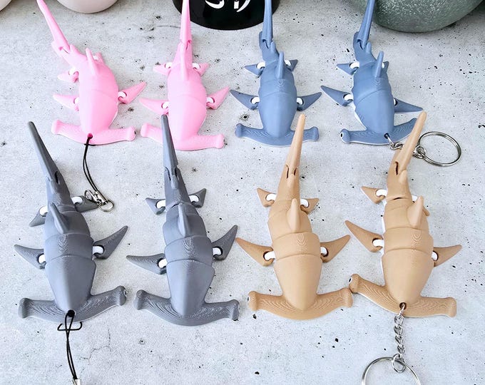 Articulated Hammerhead Shark Keychain | 3D Printed Fidget Shark | Hammerhead Backpack Purse Keyring Accessory | Shark and Ocean Lover Gift