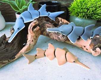 Articulated Sawfish Fidget Toy: 3D Printed Flexible Marine Decor