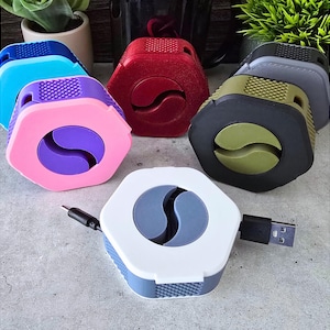 Enrollador de cable USB portátil / Organizador de cables impreso en 3D / 3 tamaños de cables de 3, 6 y 10 pies / Diseño vibrante de dos tonos / Gestión de cables para viajes