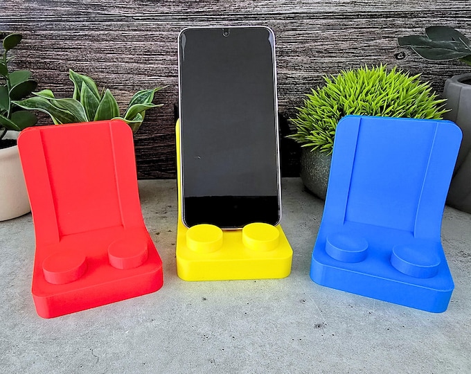 Brick Chair Phone Stand | 3D Printed Cell Phone Holder | Retro Brick Chair Style Phone Stand | Desk Organizer | Unique Gift for Brick Lovers