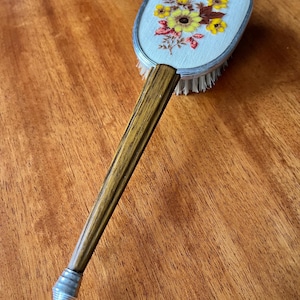 Vintage old hair brush