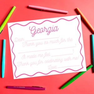 Kinderen gepersonaliseerde bedankkaart Vul de lege dank u in Afdrukbare notitie Verjaardagsfeestje Vul bedankjes in Aangepaste kinderschrift golvend