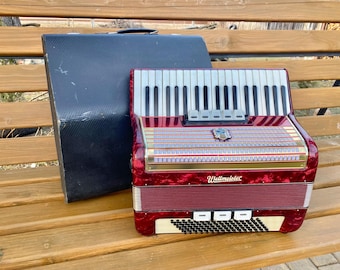 Vintage Weltmeister Piano Accordion Lightweight, made in Germany,96 bass buttons, straps, original musical instrument with accordion