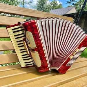 Corona accordion,  accordion, 80 Bass, 34 key,3 voice,5+3register, Germany accordion, Vintage accordion, Accordeon,