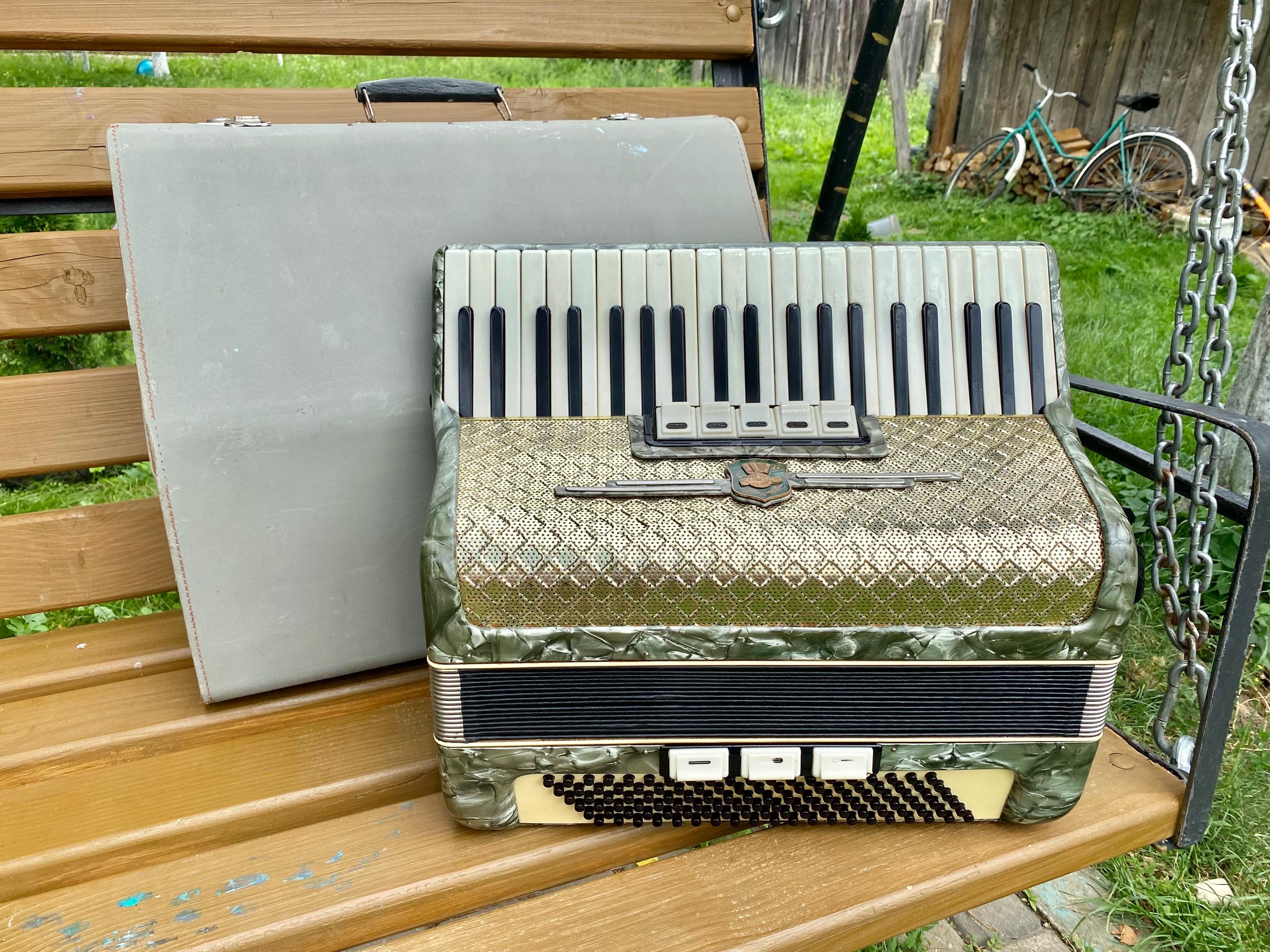 ヴィンテージ ウェルトマイスター ピアノアコーディオン 軽量、ドイツ