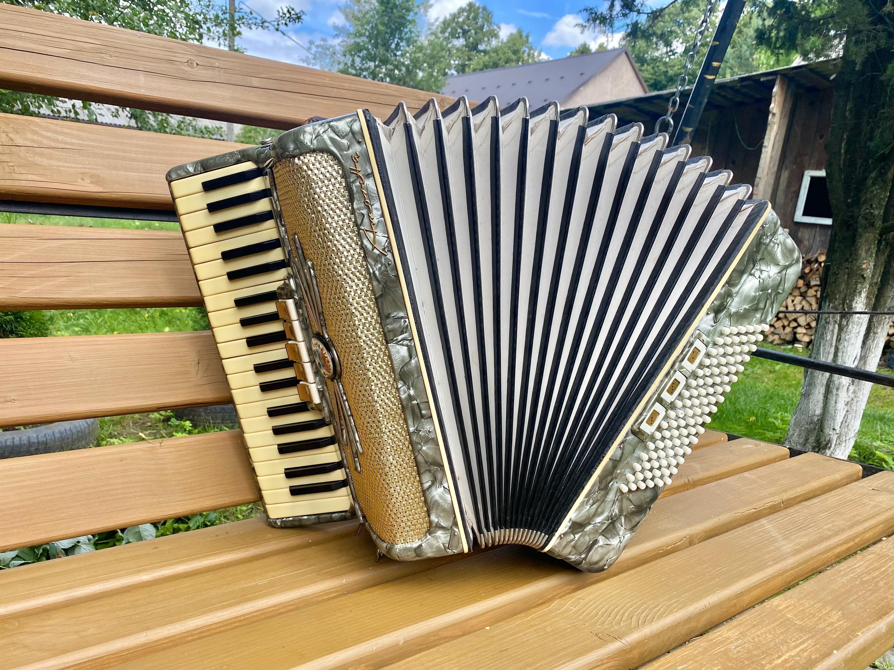 Weltmeister accordion - Etsy 日本