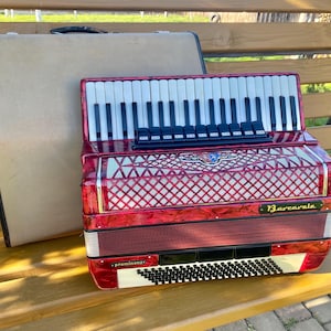 Piano accordion Barcarole Prominenz, Germany, 120 bass buttons, straps, professional accordion, 11+3 registers, case, made in Germany
