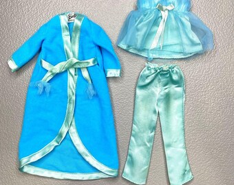 Vintage 1971 Barbie Satin Slumber 3414 Mod Mattel Blue Robe Pajamas Slippers