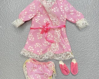 Barbie Dream Wrap 1476 Vintage 1969 Mattel Pink Floral Robe Panties Slippers