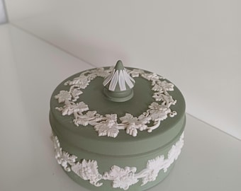 Wedgwood- Green jasper - trinket box. 3.1/8