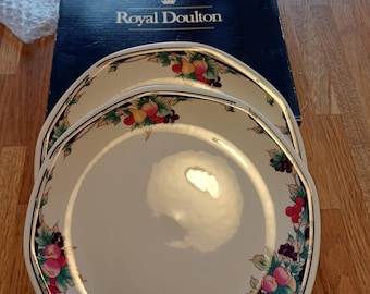 Royal Doulton autumn glory side plates x 2 in original box