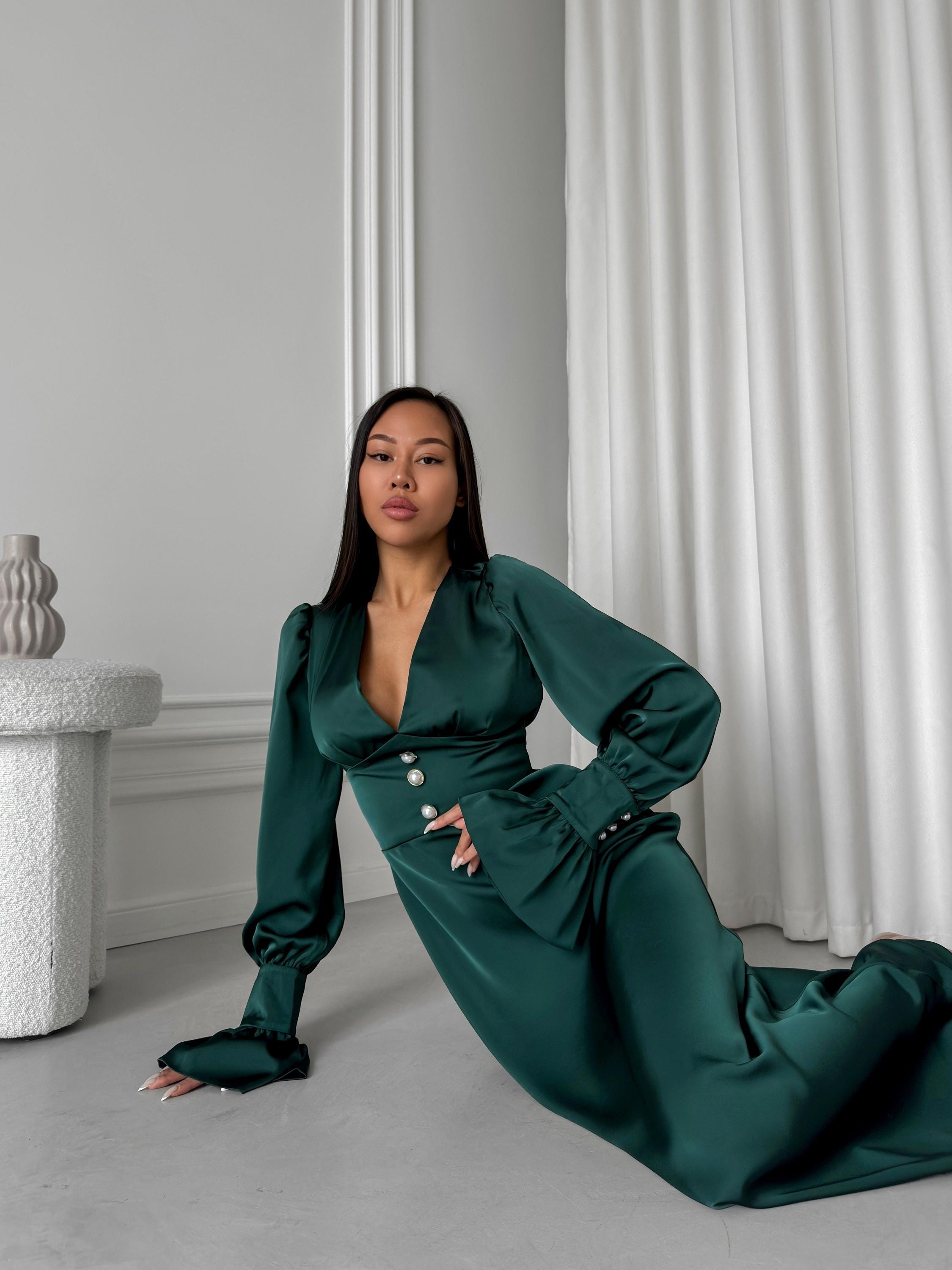 Emerald Green Satin Maxi Dress, Premium Italian Silk Satin Gown, Elegant Long Sleeve V-neck Dress, Formal Evening Gown, Women's Satin Dress