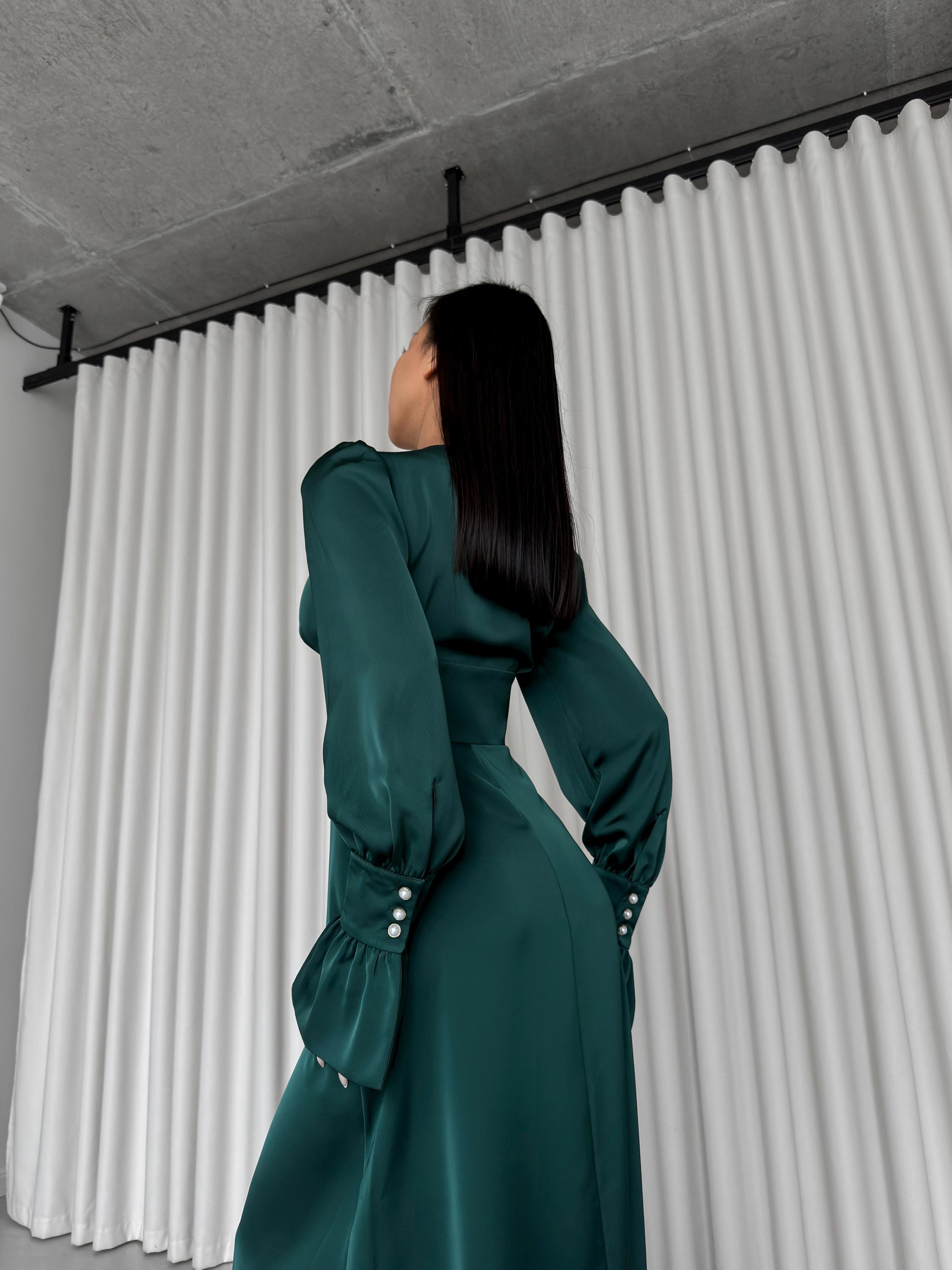 Emerald Green Satin Maxi Dress, Premium Italian Silk Satin Gown, Elegant Long Sleeve V-neck Dress, Formal Evening Gown, Women's Satin Dress Emerald Green Satin Maxi Dress, Premium Italian Silk Satin Gown, Elegant Long Sleeve V-neck Dress, Formal Evening Gown, Women's Satin Dress