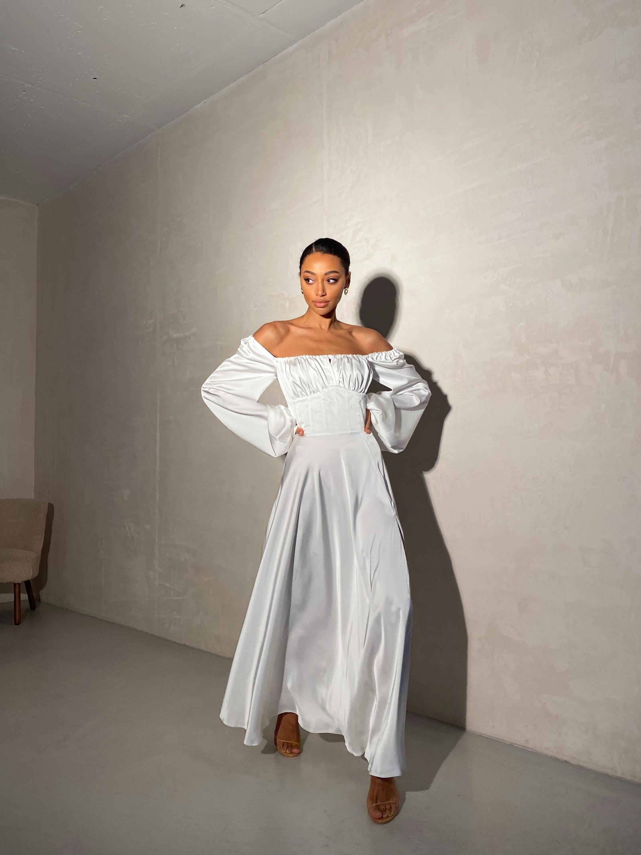 white long sleeve off the shoulder maxi dress Long Sleeve Off The Shoulder Maxi Dress White