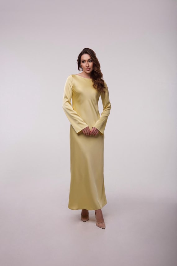 gold satin dress maxi Elegant Silky LowStock:43529900916787