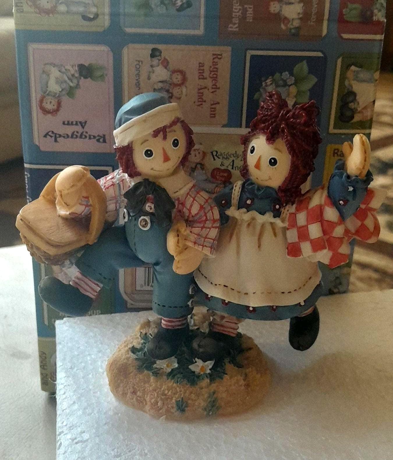 Raggedy Ann & Andy 木製ハウス型 ディスプレイスタンド Raggedy Ann and Andy Statues - Etsy