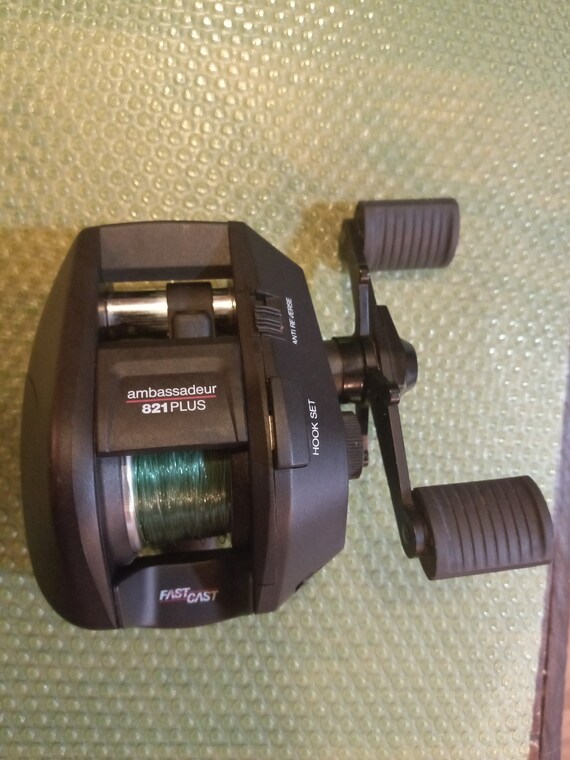 ABU 521 PLUS アブ アンバサダー オールド リール 良品 (1985年製造)b45