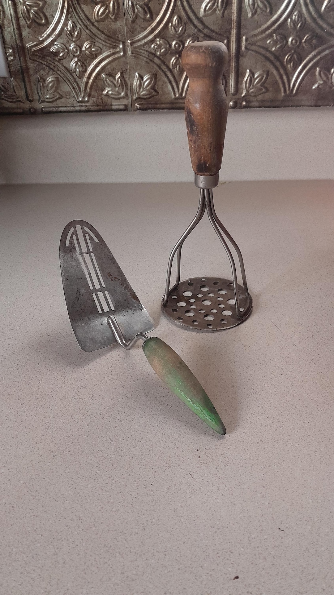 2 Vintage Kitchen Utensils. 1950's Potato/bean Masher and 1950's Spatula/server - Etsy