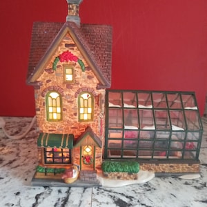 Santa&#39;s Workbench Classic Series.      &quot;The Flowering pot&quot; Rare Find