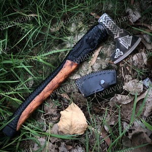 Hacha vikinga forjada a mano, hacha nórdica, hacha de fantasía, regalo para él, hacha nórdica de Ragnar, regalo de disfraz para aniversario, padrinos de boda, regalo de cumpleaños, hacha Celtic Axe