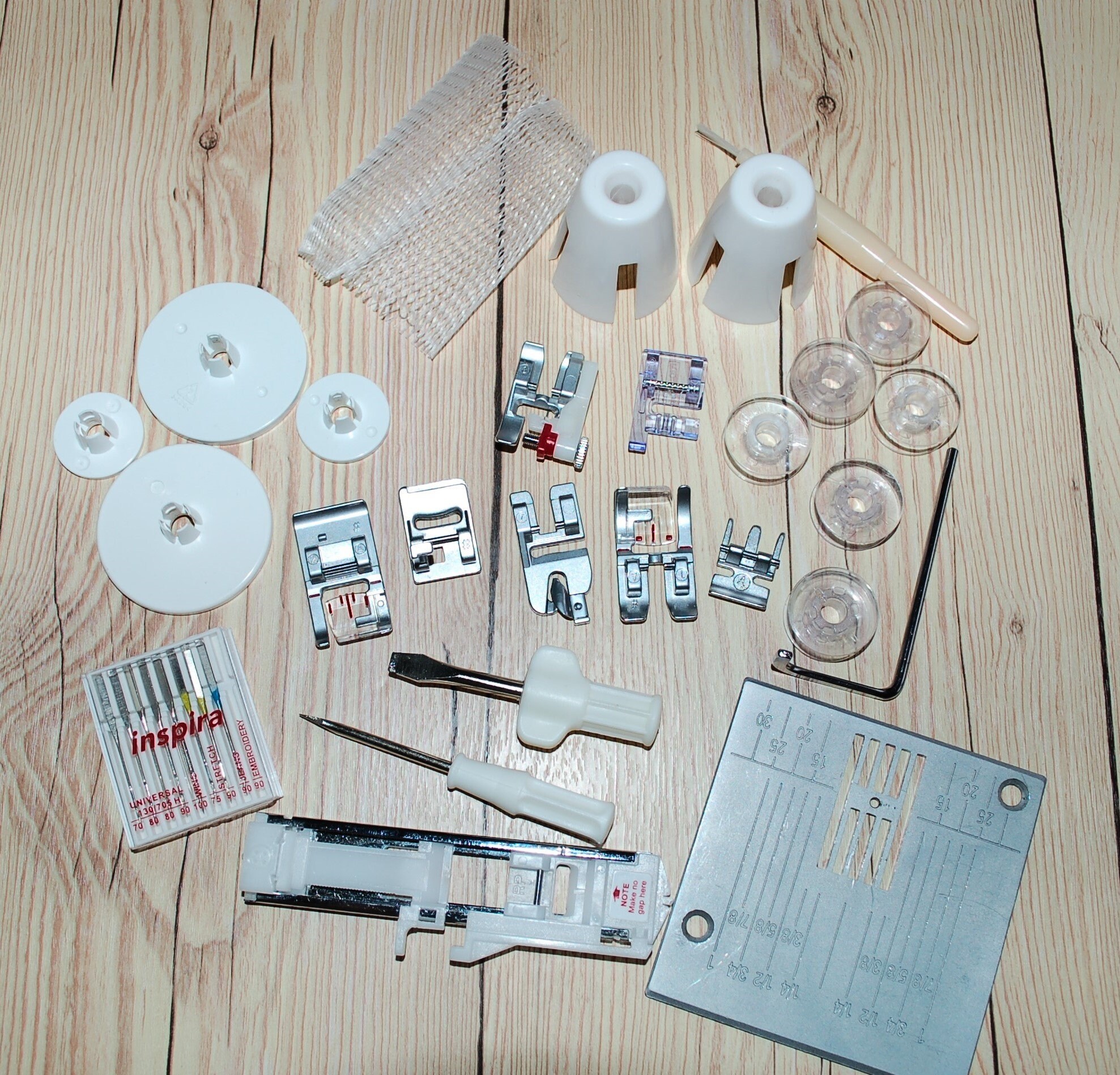 Sewing Machine PFAFF Smarter C1100 Pro Computerized Quilting and Sewing Machine With Large