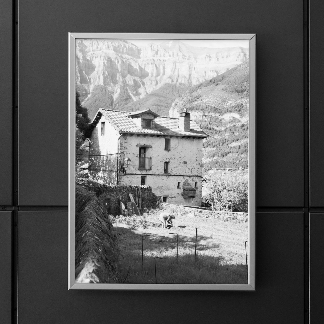 Digital Download, Printable Black and White Photo, House and Mountain ...