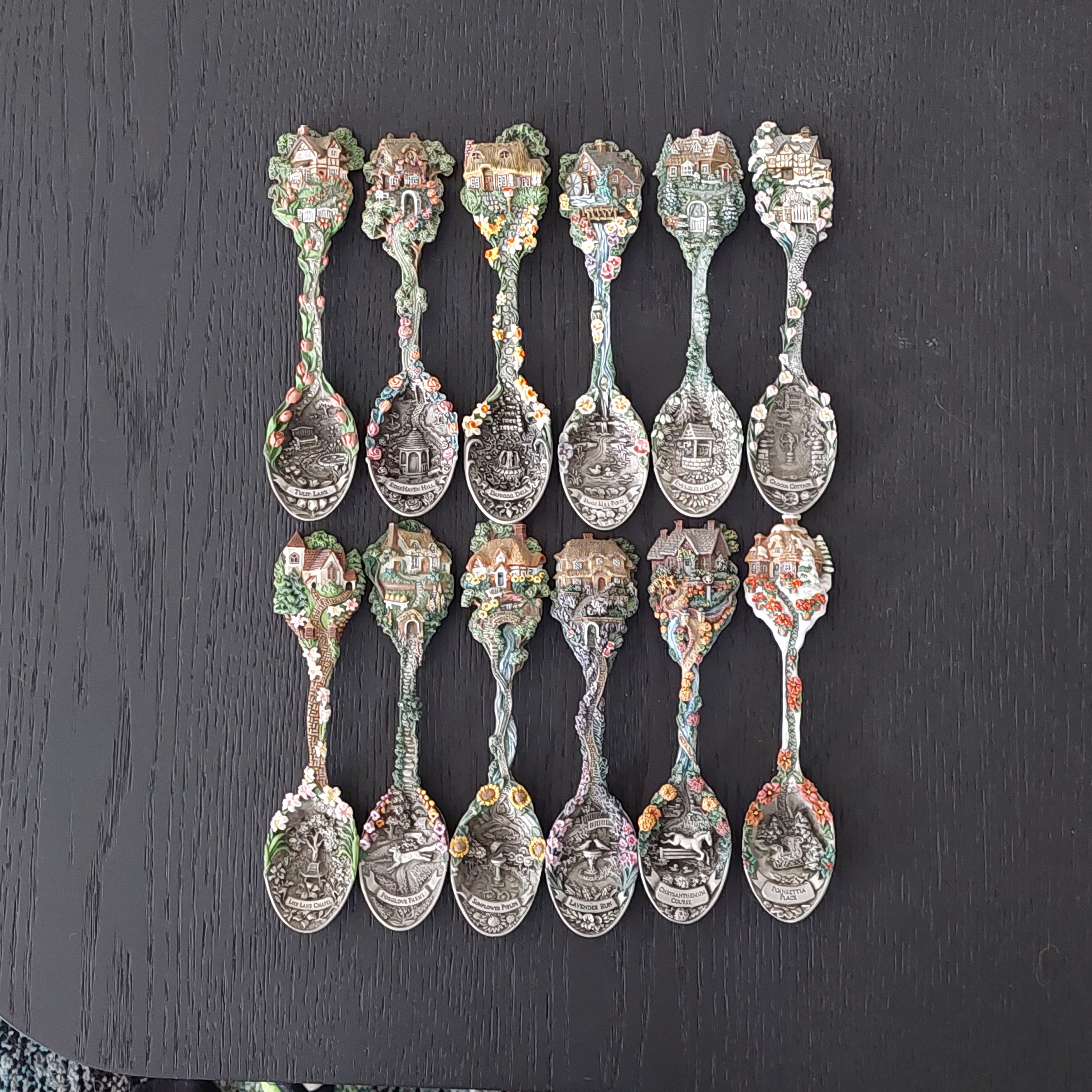 Cottage Garden Spoon Collection X 12 Complete With Wooden Display