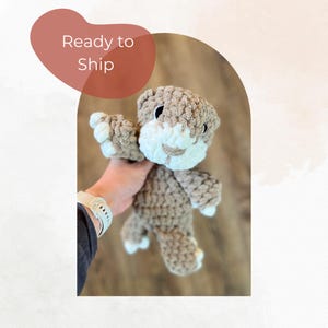 Otter Lovey, handgemaakte gehaakte baby Lovey, gepersonaliseerd verjaardagscadeau, zachte veiligheidsdeken voor pasgeborene, peuter of kind