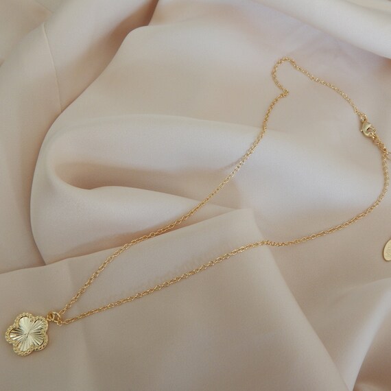 Collana oro 18 kt modello CAPRI firmata POMELLATO. | Gioielleria Faelutti