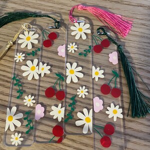 Floral Daisy Bookmark