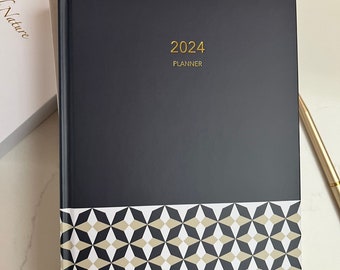 2024 Daily Planner and Wellness Journal-Simple, easy to use, prompts you every day, and reviews your progress. Record your gratitude & goals